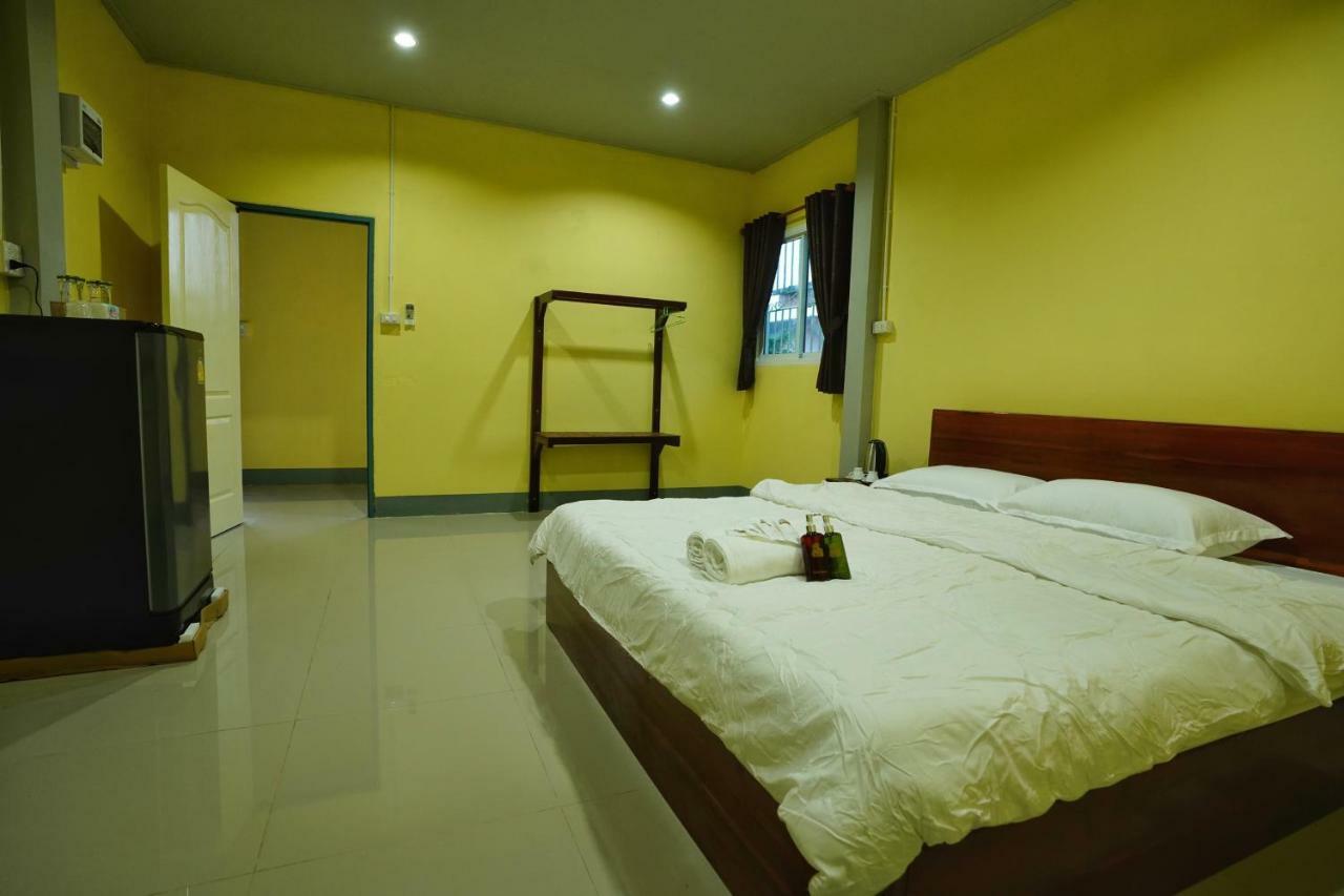 ฮูกโฮม Hotel Ban Mae Khachan Exterior foto
